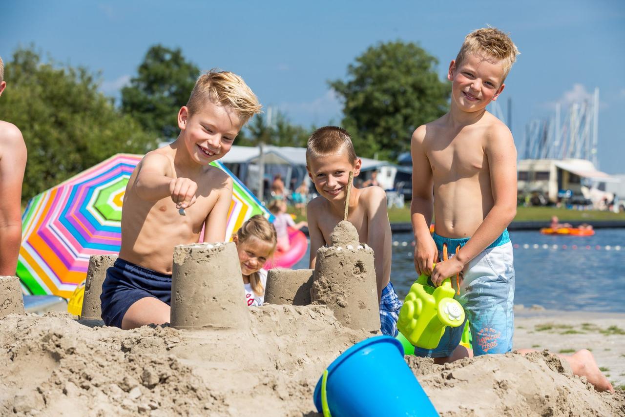 Vakantiepark De Kuilart Koudum Luaran gambar